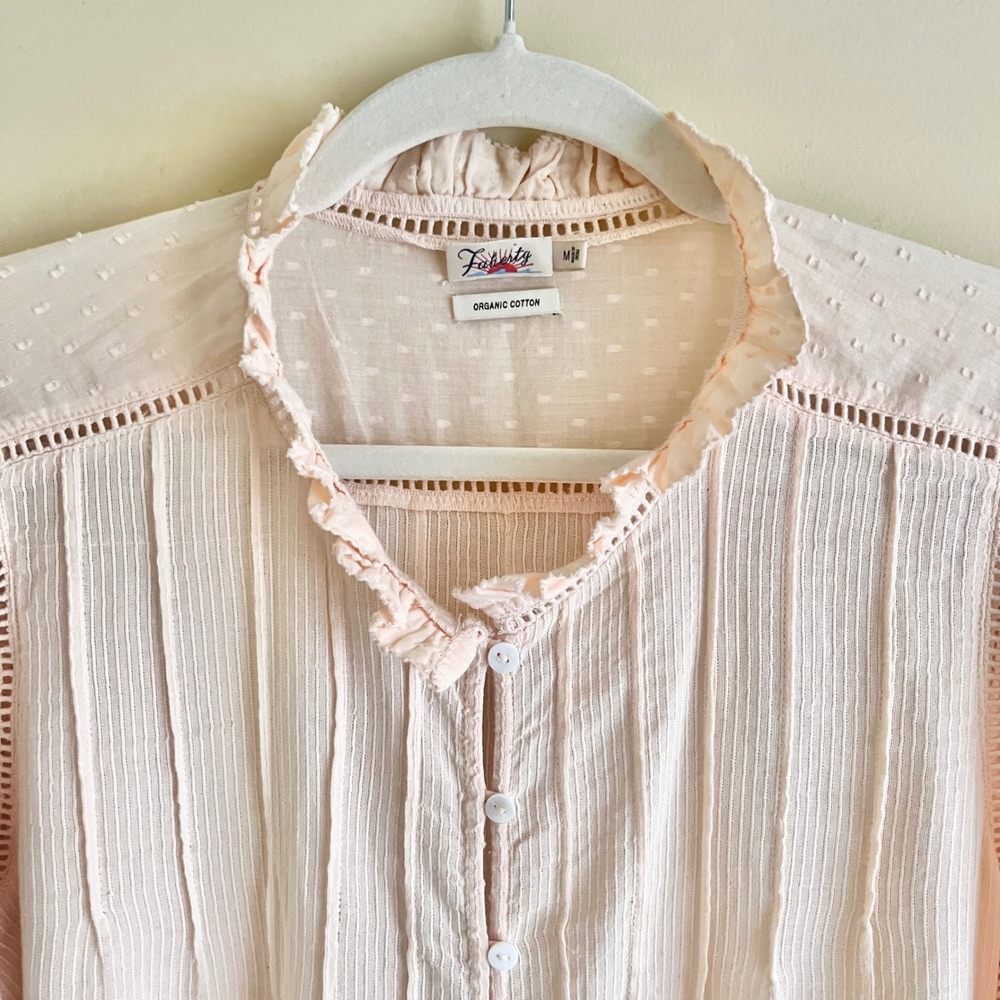 Faherty Top Women's Medium 100% Organic Cotton Peach Ruffles Smocking Cottage - Picture 5 of 12